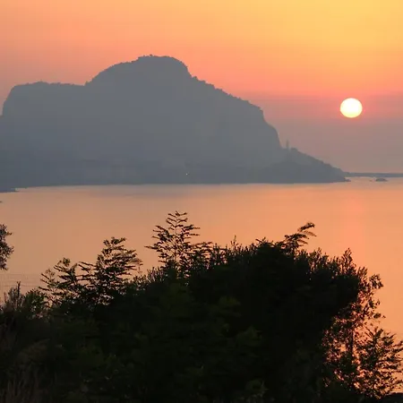 Apartment Ninfa Del Mare Sant'Ambrogio (Sicily)